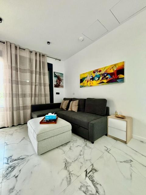 Vila Lova- Luxury Apartments ロケタス・デ・マル エクステリア 写真